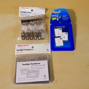 13 Badge Holders & 13 Clips